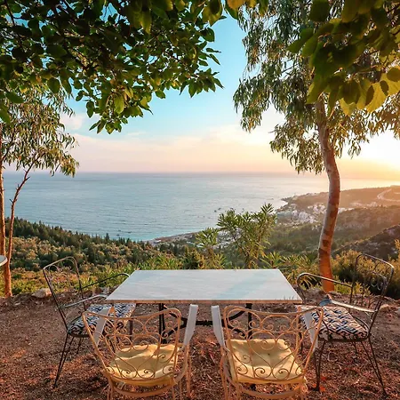 Casablanca Gasthof Dhërmi